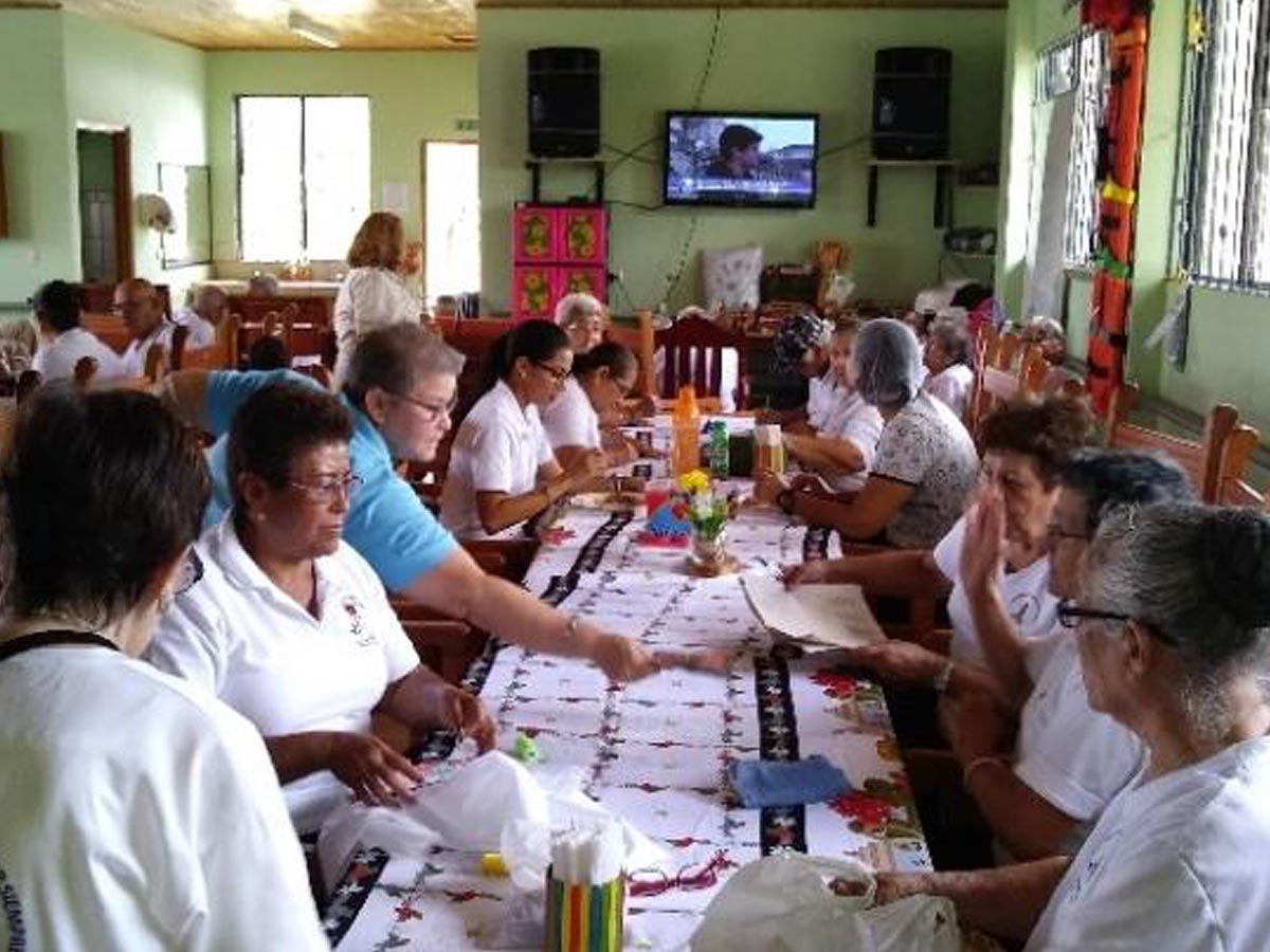 Centros diurnos reciben recursos de la JPS para la atención para las personas adultas mayores.