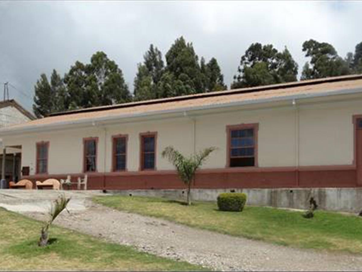 La Cafetería se ubica en el edificio restaurado en 2017 por el Centro de Patrimonio Cultural al ser ganador del certamen Salvemos Nuestro Patrimonio.