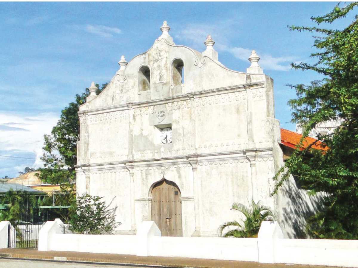 Iglesia Colonial de Nicoya un ícono del cantón. Declarada Monumento Histórico y Arquitectónico, fue fundada en el XVL.