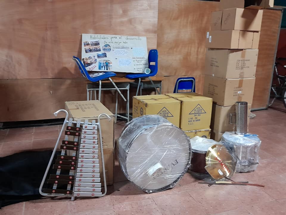 Dos bandas de Barrio San Martín recibieron donación de 32 instrumentos  musicales - Periódico Mensaje Guanacaste
