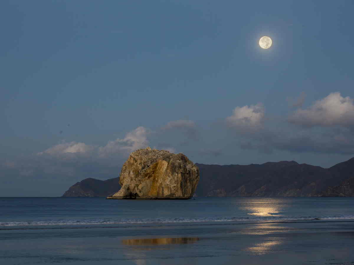 Playa Naranjo Crédito de foto: Luciano Capelli 