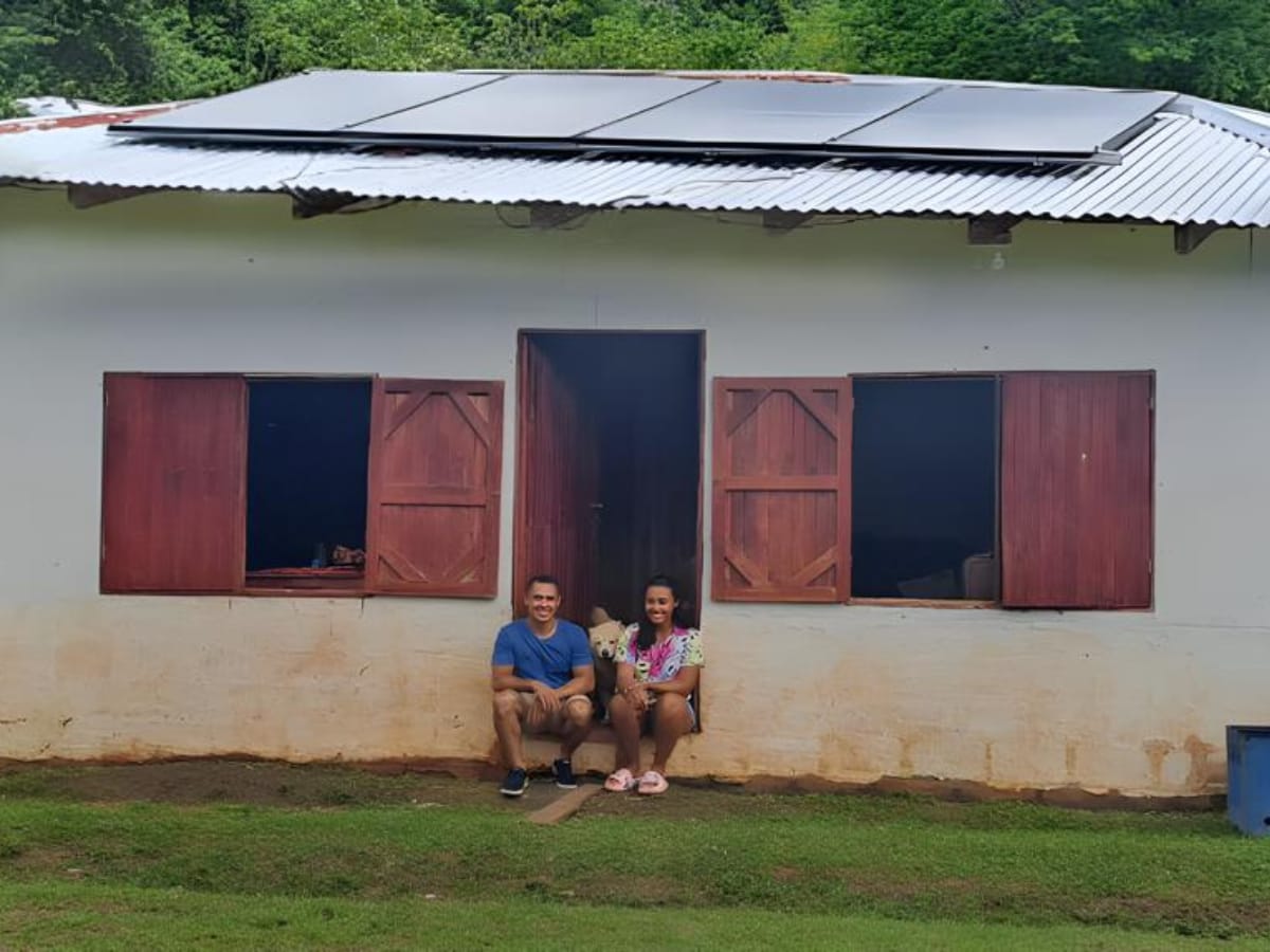 La familia Coghi Cascante es un ejemplo de perseverancia y de “querer es poder” hasta alcanzar lo que parecía imposible, su sueño de tener electricidad.