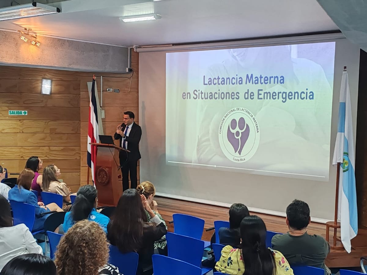 Amamantar en situaciones de emergencia, es un derecho de toda madre y su bebé.