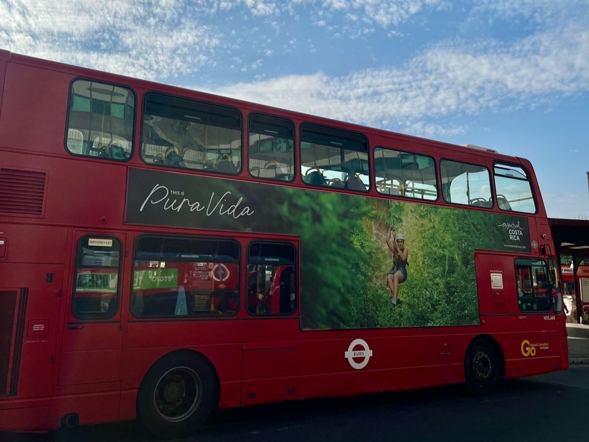 Estrategia llamada “Viajes transformadores” busca atraer al país a potenciales turistas británicos y promocionará a Costa Rica en 100 autobuses double-decker, estaciones del metro de la capital inglesa y en pantallas gigantes de las estaciones del tren en las ciudades de Birmingham, Manchester y Liverpool y Edimburgo, en Escocia.