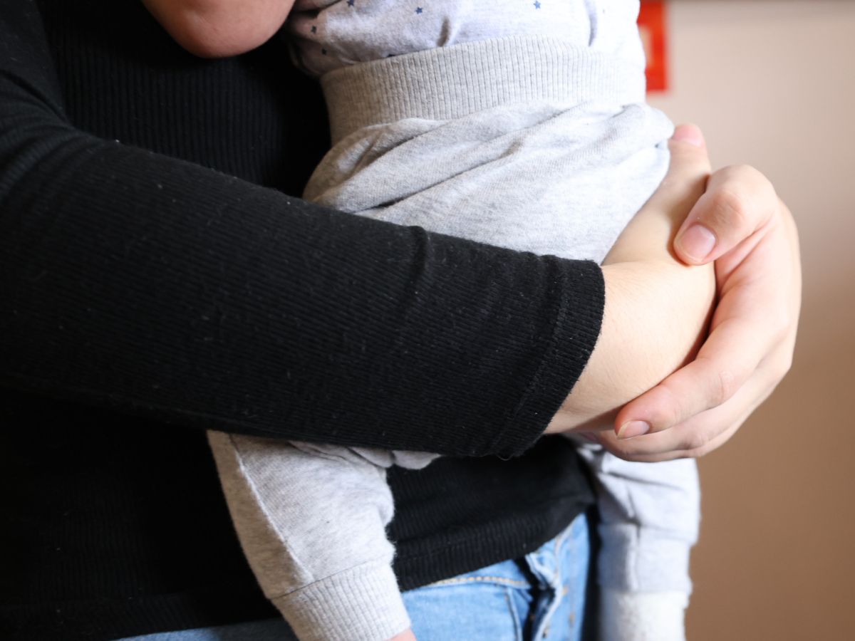 Desde 2015, el Instituto de Estudios Interdisciplinarios de la Niñez y la Adolescencia (Ineina-UNA) coordina el proyecto Redescubriendo a la persona en la adolescente madre. Esta iniciativa, que se desarrolla en la provincia de Heredia, involucra a instituciones públicas y organizaciones sociales.