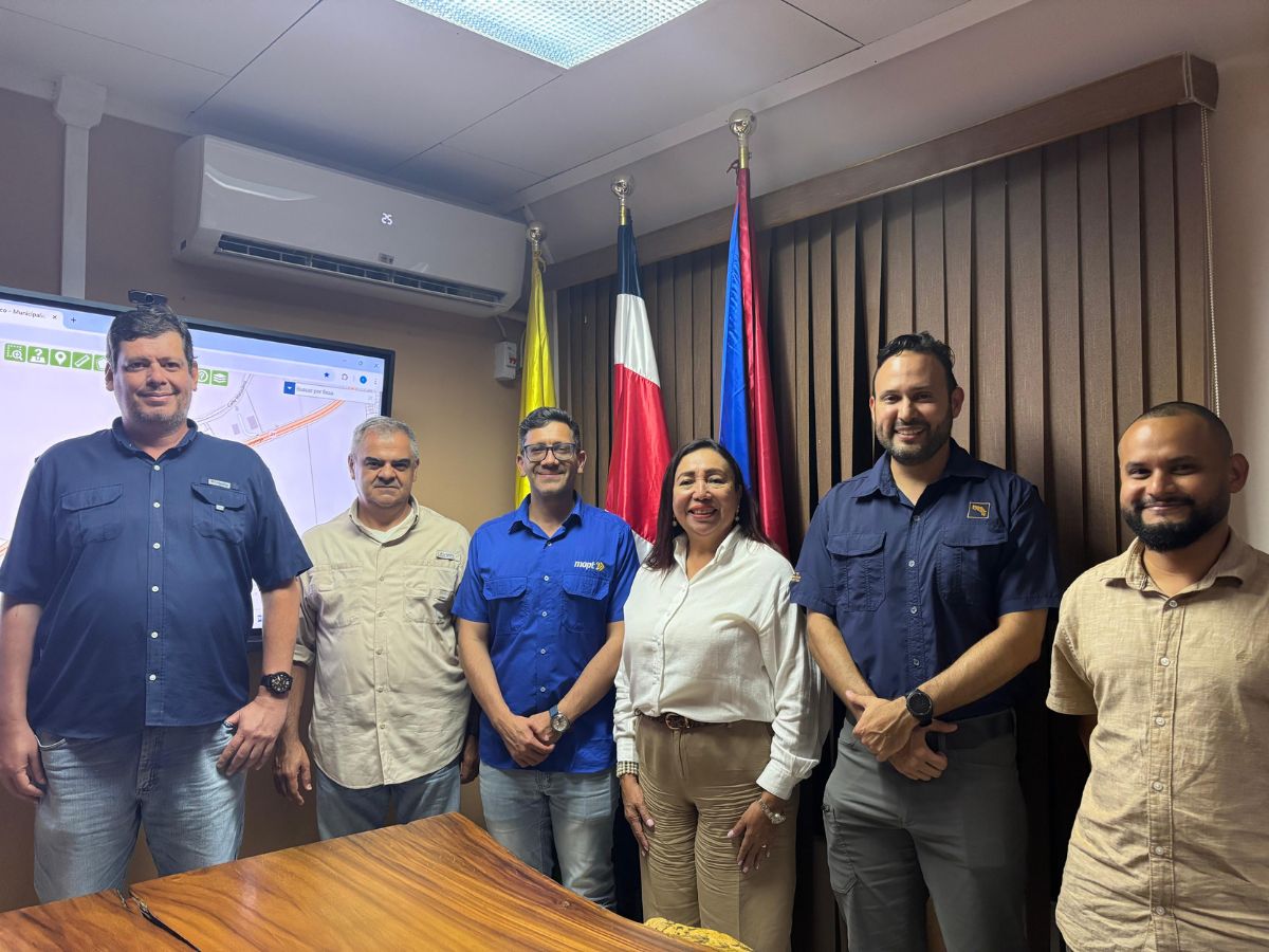 Los vecinos de Sardinal en Carrillo, Guanacaste, se verán pronto beneficiados con la ampliación del puente sobre el río Sardinal en la RN 912.