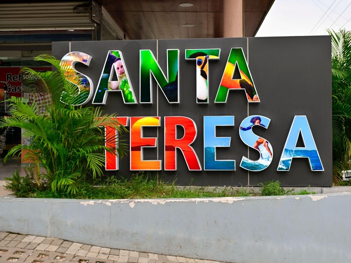Un total de 16 oficiales de la Policía Turística reforzarán la atención de los incidentes y la prevención de delitos en este visitado destino turístico.