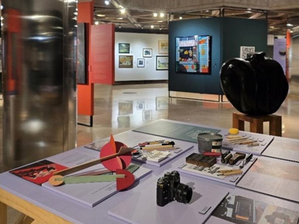 La colección de artes visuales del BCCR genera lecturas actuales en torno a la creación artística costarricense.