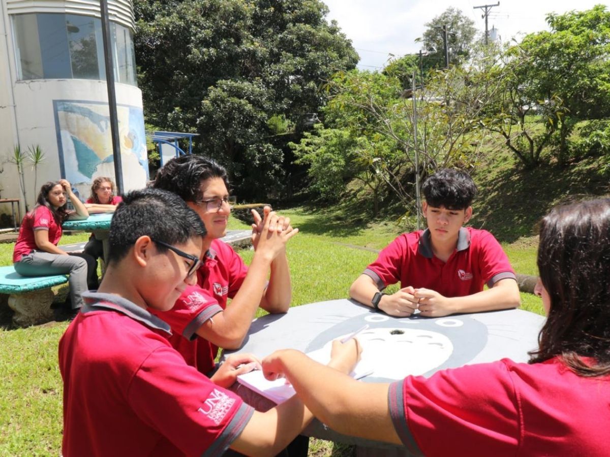Estudiantes que cursan noveno año pueden participar en el proceso de admisión para ingresar a décimo en las sedes de Heredia, Coto, Sarapiquí y Nicoya.