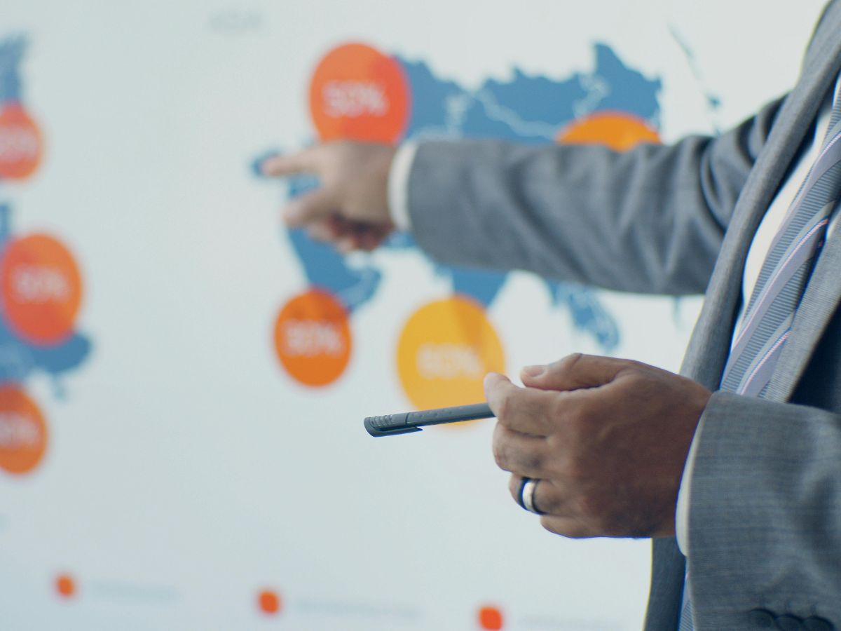 Cambios en transporte público, teletrabajo en sector público, subsidios y hasta racionalización en uso de combustible otorgado a diputados forman parte de las propuestas.