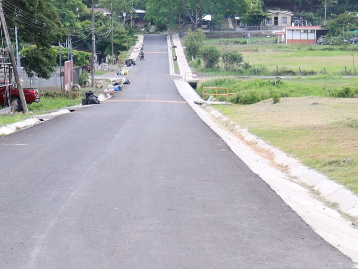 Camino Las Brisas