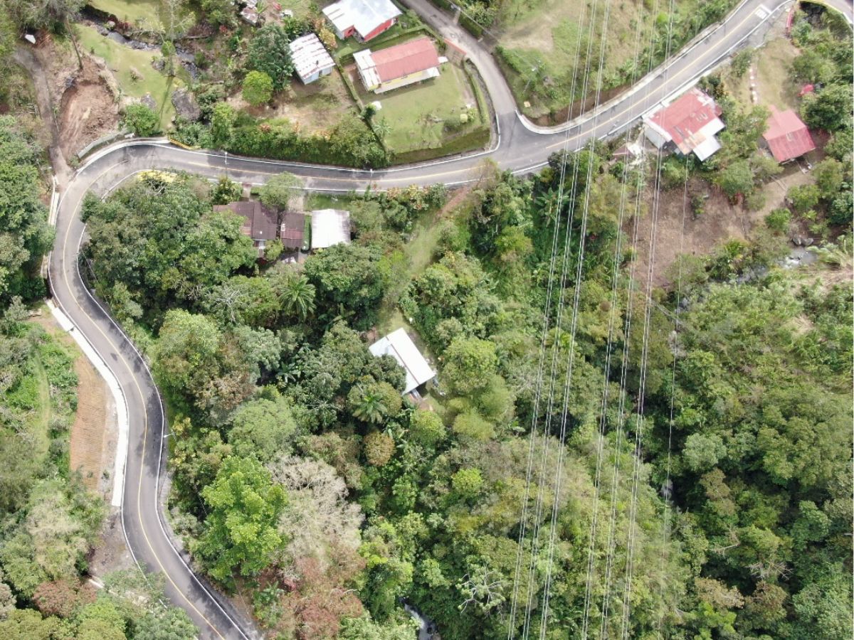 El camino beneficia de forma directa a 309 personas e impactando indirectamente a 4.872 habitantes