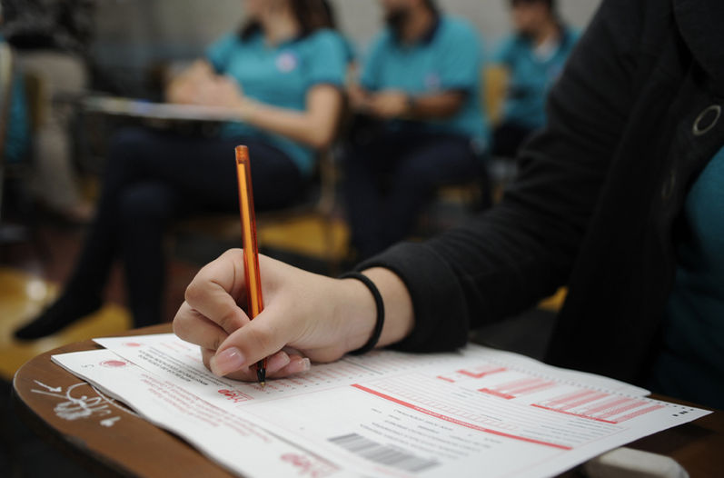 Más de 16 mil personas ya han obtenido su título de Bachiller en Educación Media gracias a esta iniciativa gratuita, accesible y 100 % virtual.