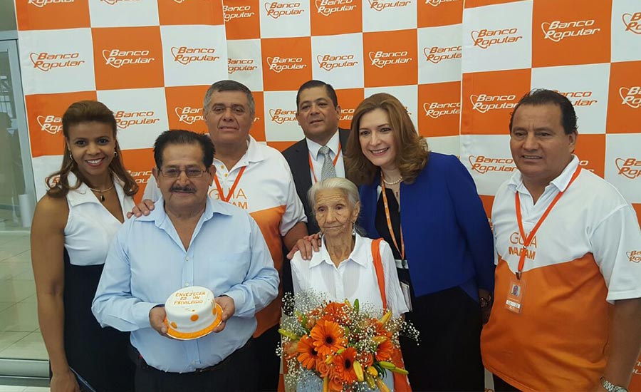 Banco Popular celebra día del adulto mayor